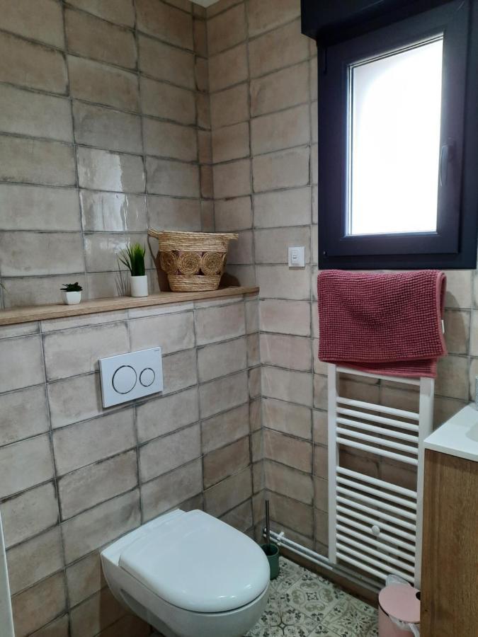 Chalet A L'Oree Du Bois Avec Parking Tournavaux Eksteriør bilde