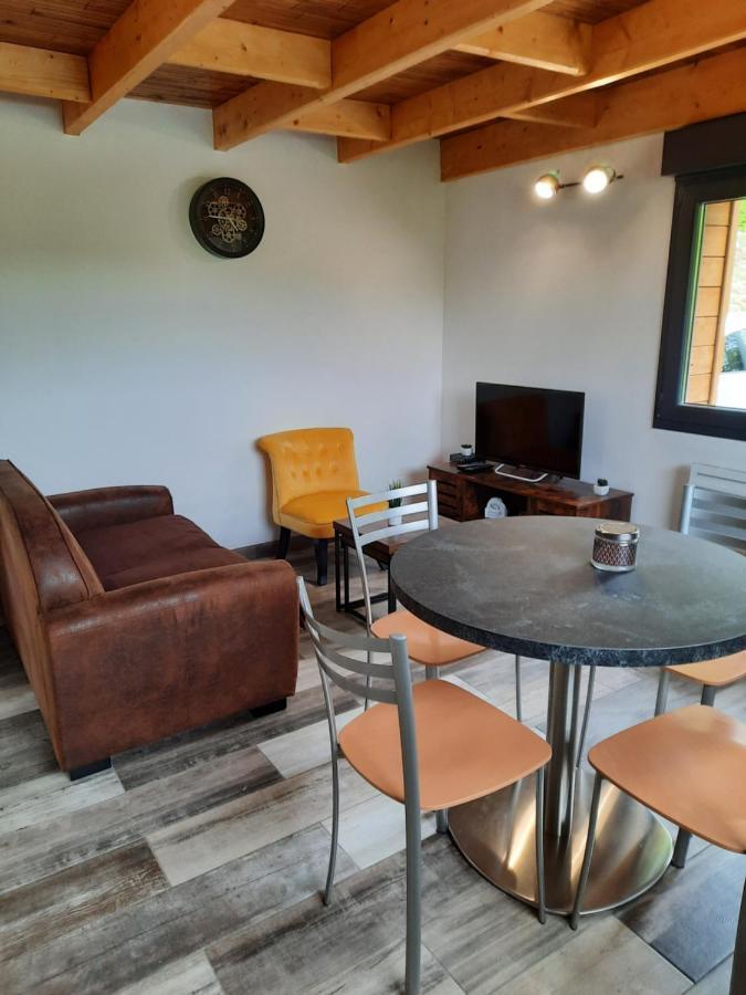 Chalet A L'Oree Du Bois Avec Parking Tournavaux Eksteriør bilde